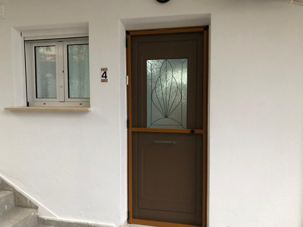 Thea Sea Apartment 尼亚·蒙达尼亚 外观 照片